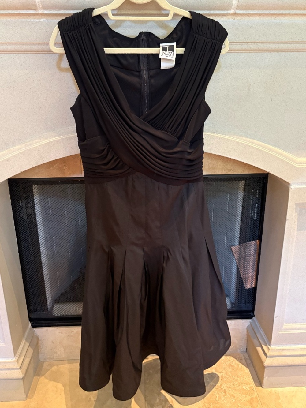 Tadashi Collection Black 100% Silk Ruched Cocktail Dress — Size 10